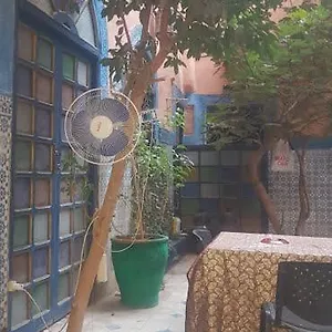 riad-dar-kader-b.marrakeshhotelsmorocco.com/